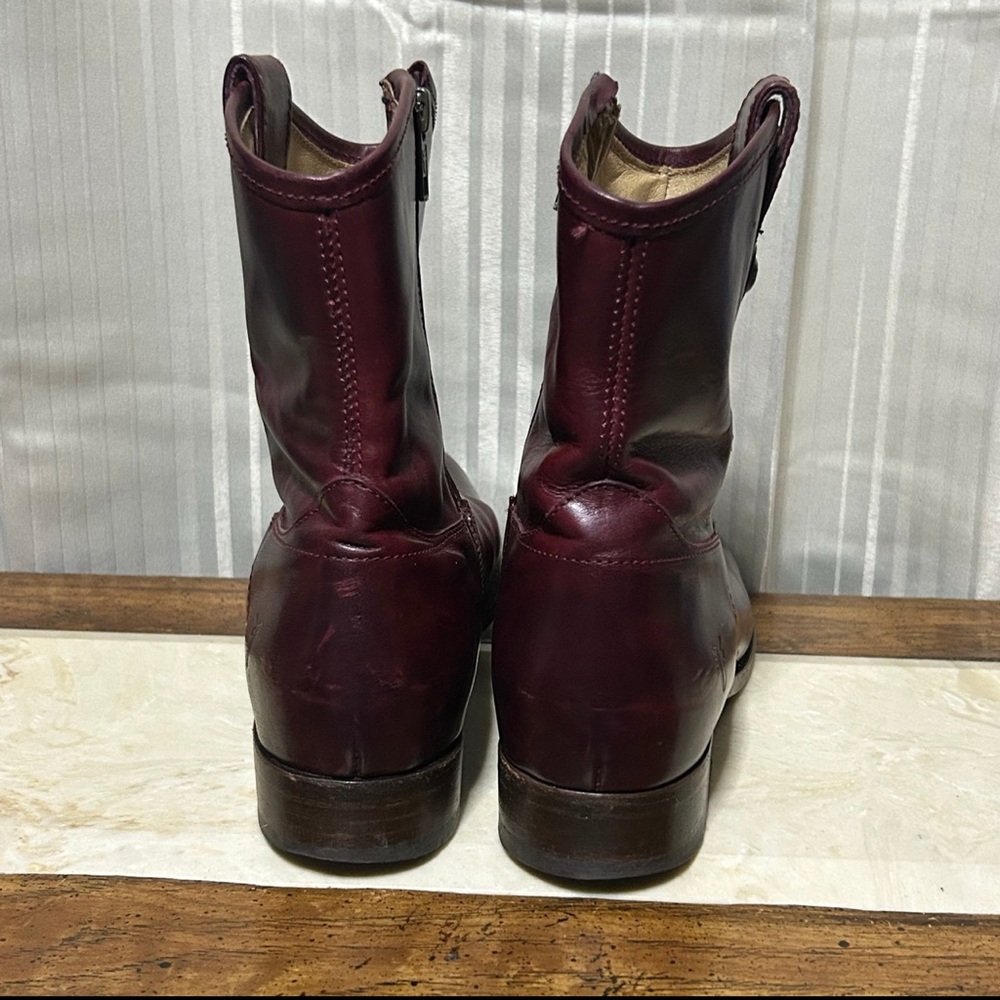 FRYE Women's Melissa Button Short Ankle Boot size 9 Burgundy side zipper - Picture 8 of 9